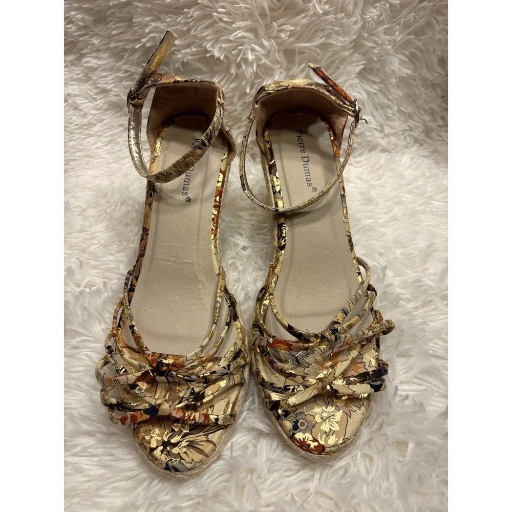Pierre Dumas Gail-1 Floral Gold Metallic Espadrille Wedge Sandals Womens 9